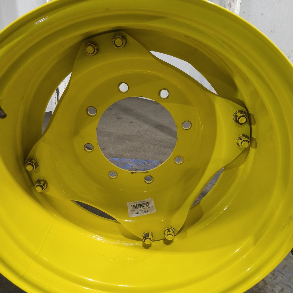 8-Hole Stub Disc Center for 24" Rim, John Deere Yellow