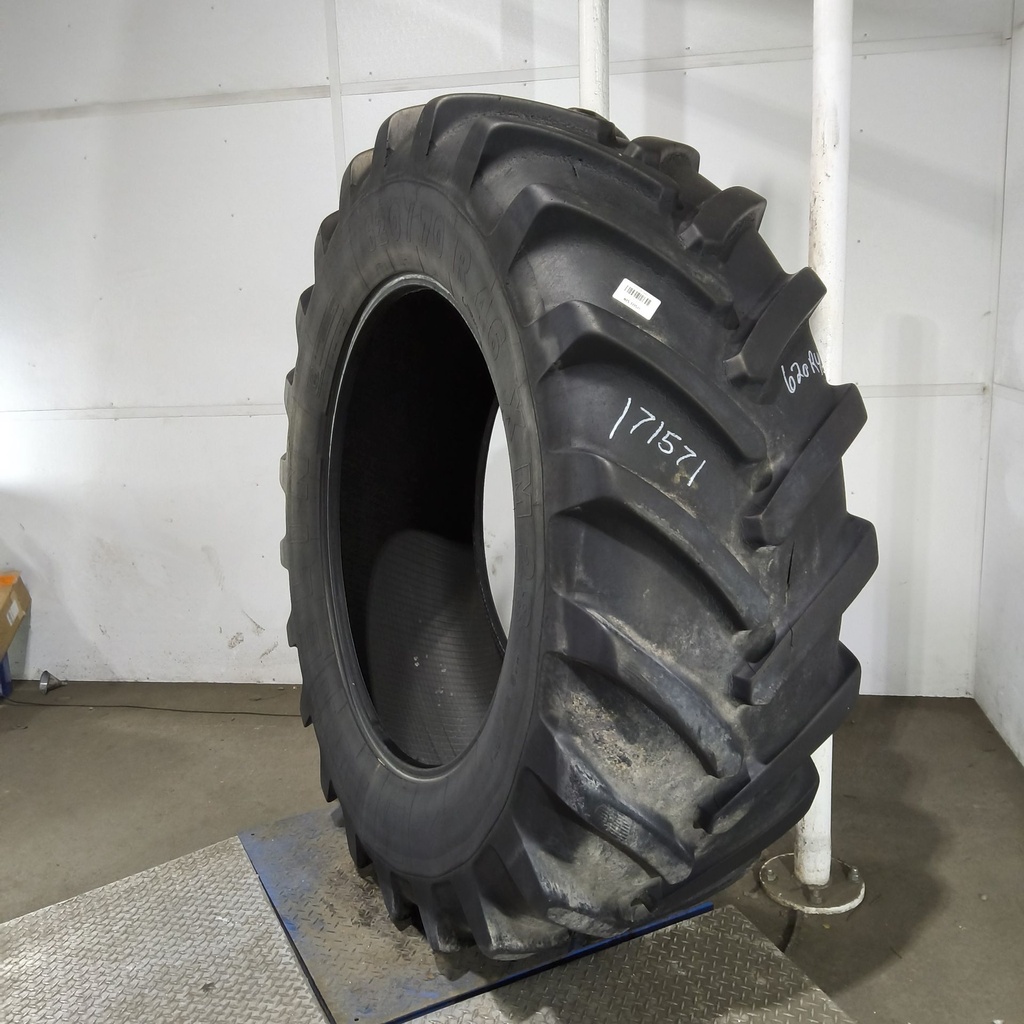 620/70R46 Michelin XM28 R-1W 162B 65%