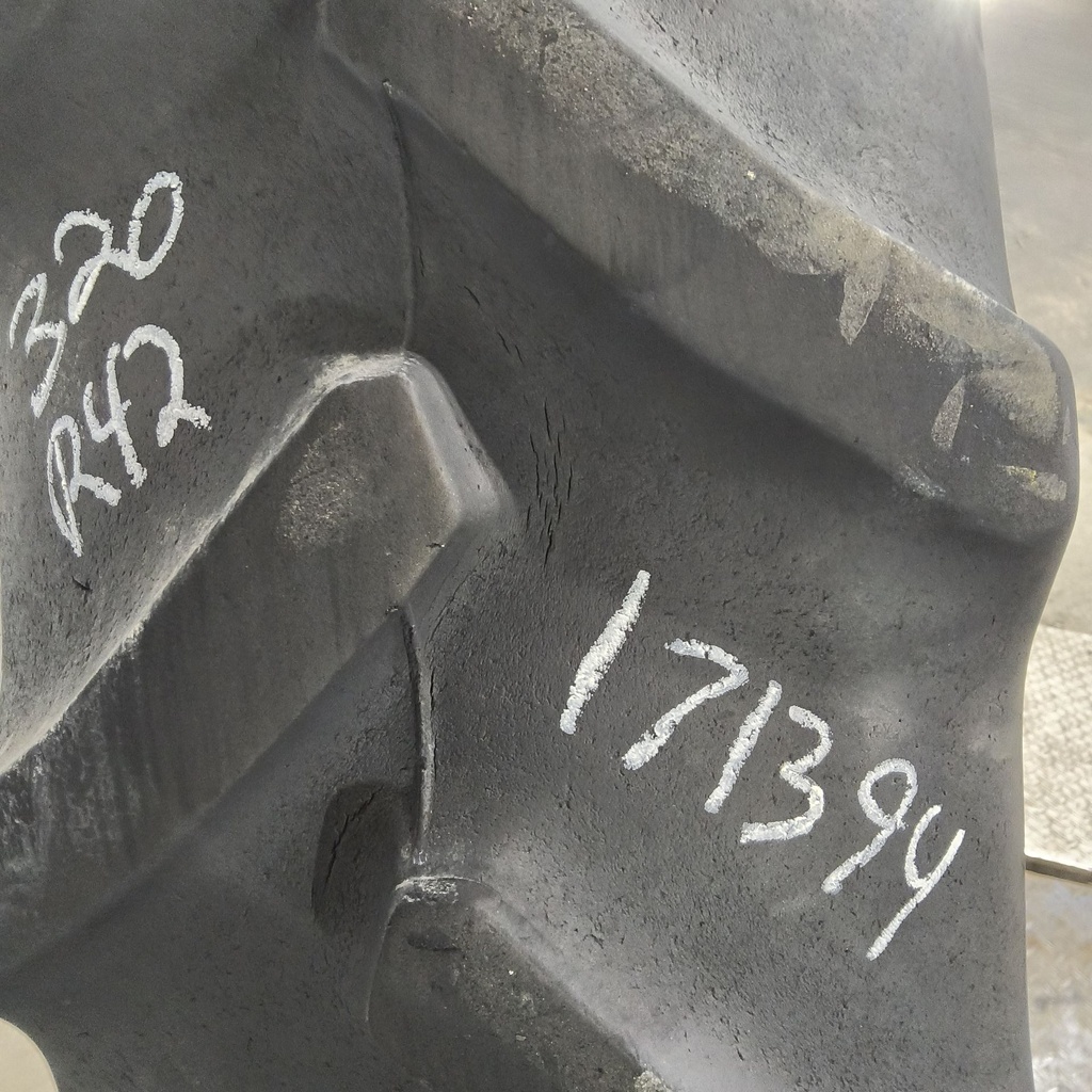 320/80R42 Goodyear Farm DT800 Super Traction R-1W 141B 50%