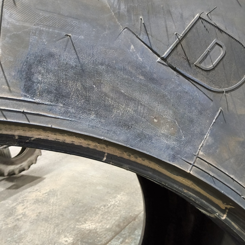 LSW1100/45R46 Goodyear Farm DT930 R-1W 201D 99%