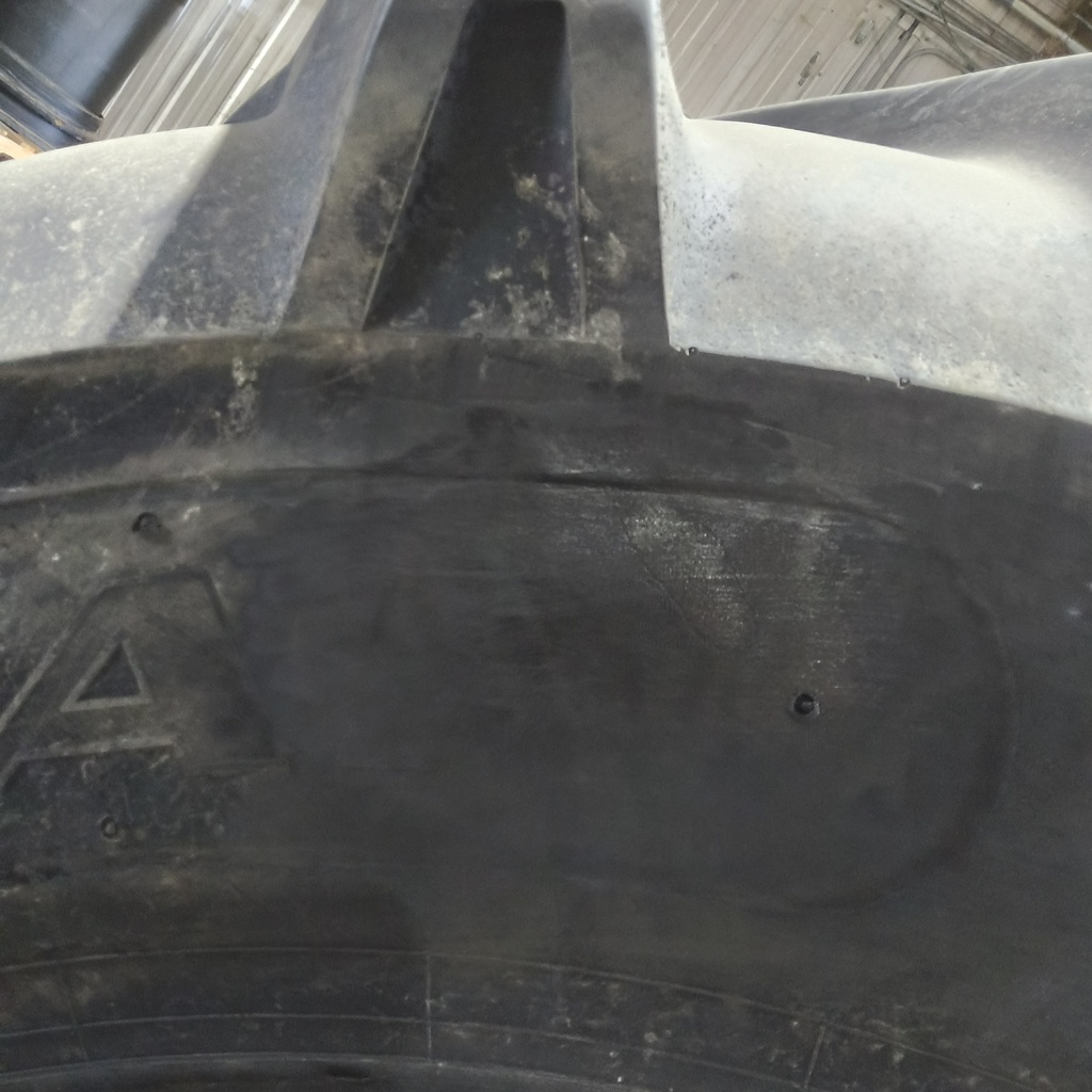 LSW1100/45R46 Goodyear Farm DT930 R-1W 181D 85%