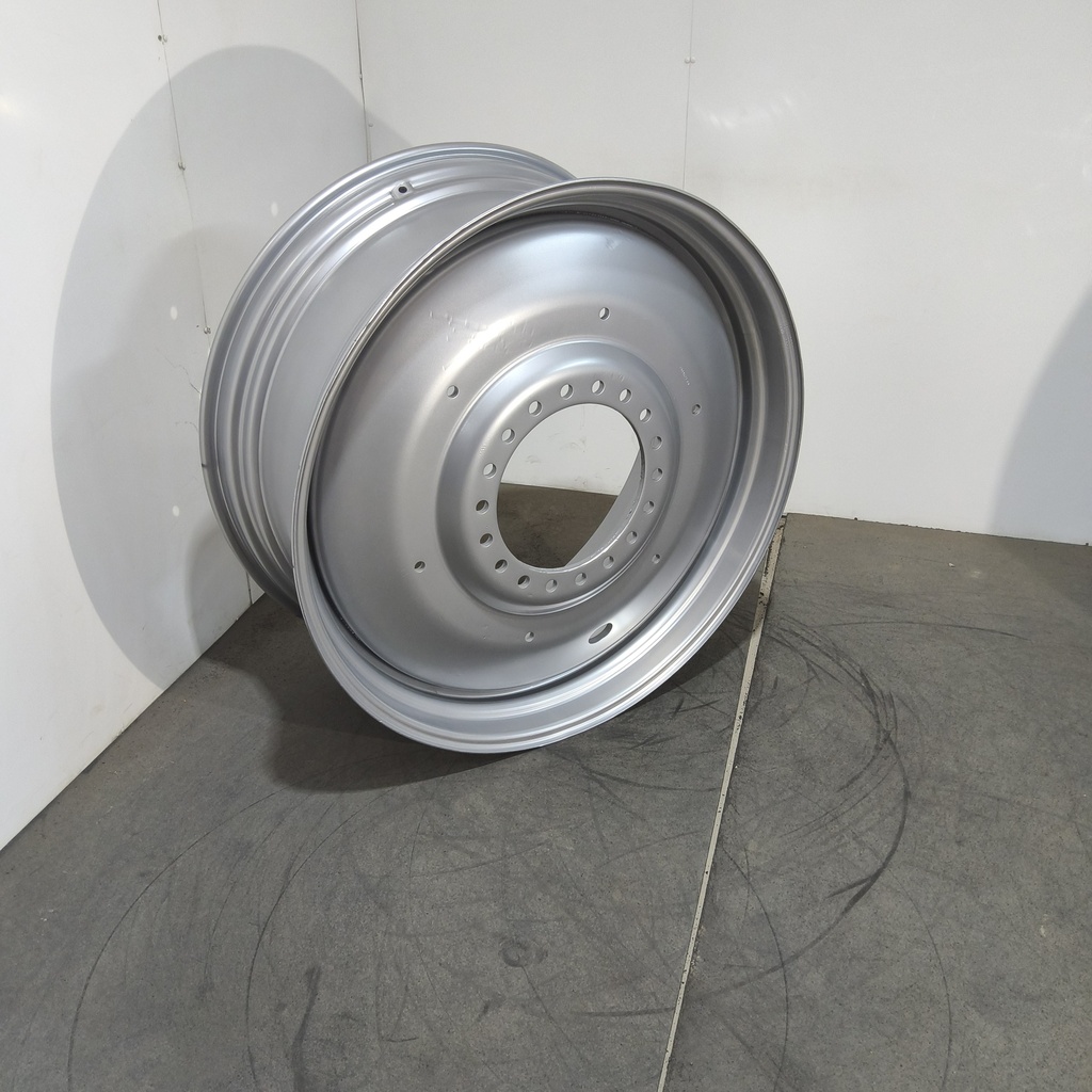 18"W x 42"D, Case IH Silver Mist 18-Hole Formed Plate , -8.62" Offset