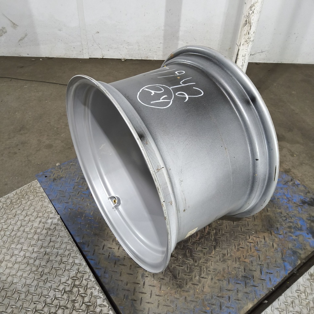 15"W x 24"D, Case IH Silver Mist 6-Hole Formed Plate , -5.12" Offset