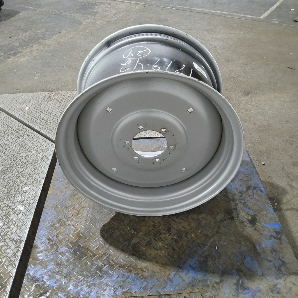 15"W x 24"D, Case IH Silver Mist 6-Hole Formed Plate , -5.12" Offset