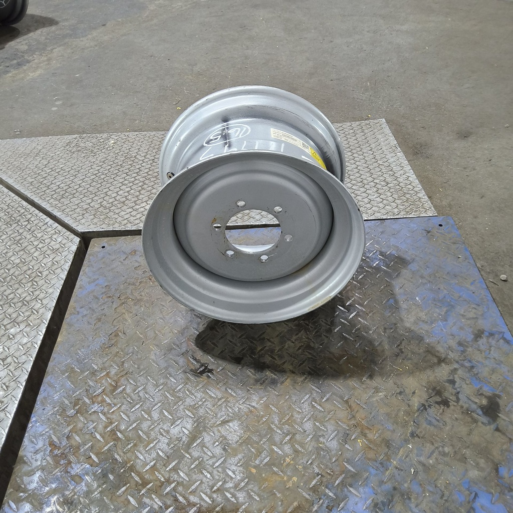 9.75"W x 16.5"D, Case IH Silver Mist 6-Hole Formed Plate , -3.31" Offset