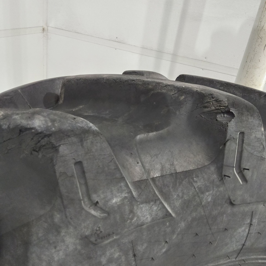 420/85R28 Michelin AgriBib 2 R-1W 144A8/144B 80%
