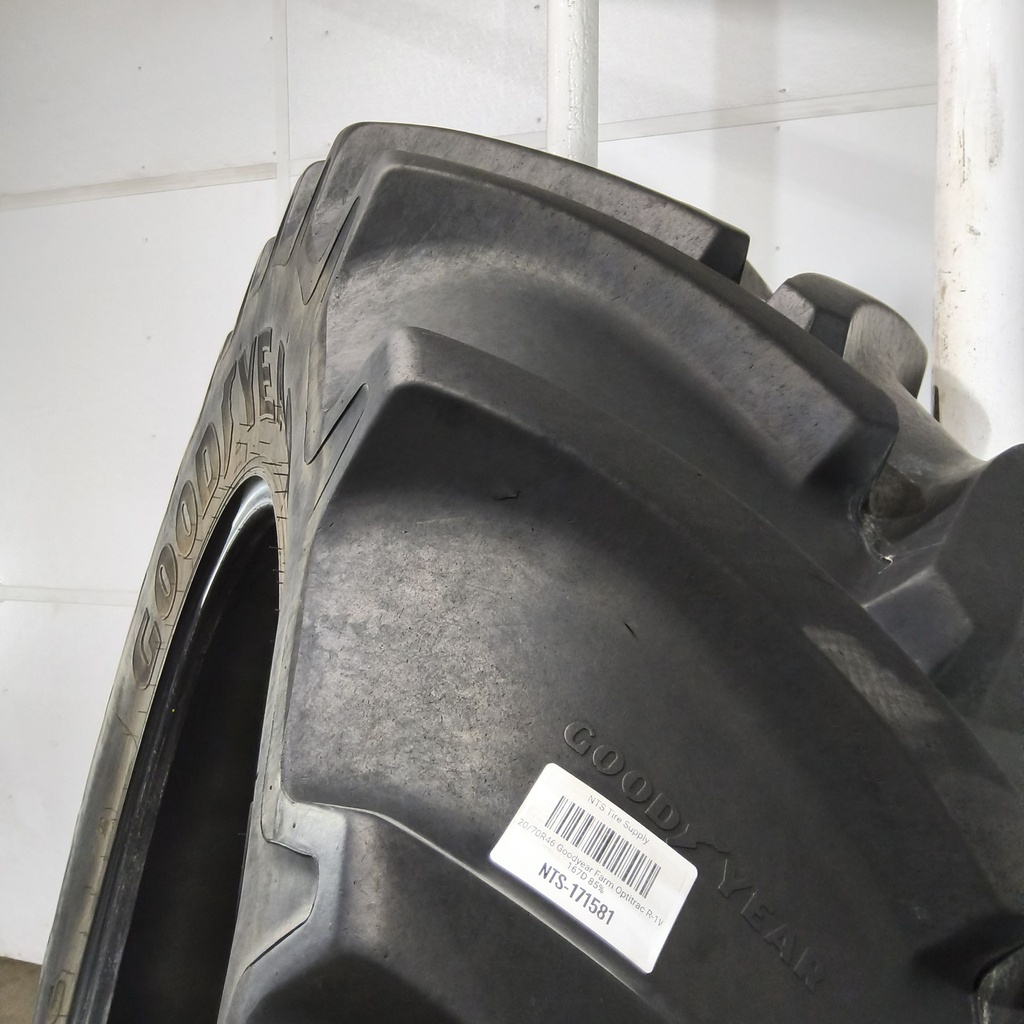 620/70R46 Goodyear Farm Optitrac R-1W 167D 85%