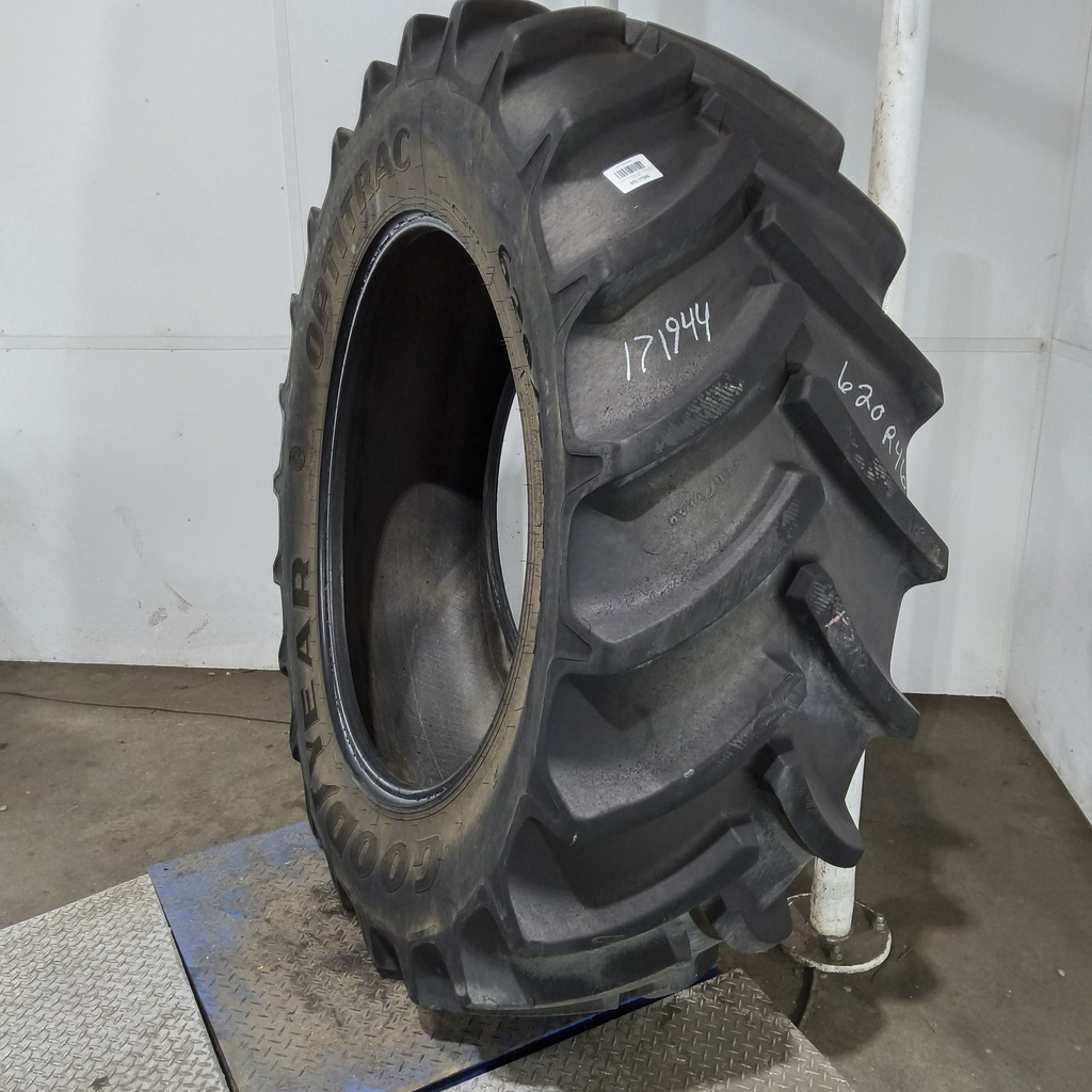 620/70R46 Goodyear Farm Optitrac R-1W 167D 85%