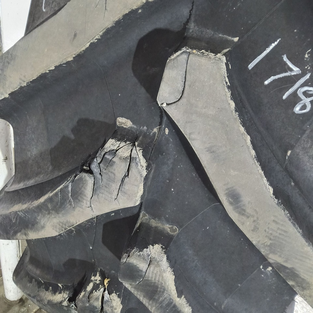 VF710/70R42 Trelleborg TM1000 Progressive Traction R-1W 182D 85%