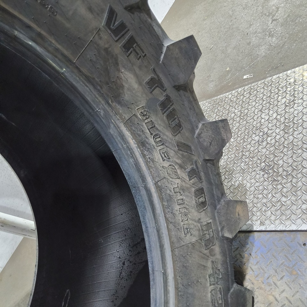 VF710/70R42 Trelleborg TM1000 Progressive Traction R-1W 182D 85%