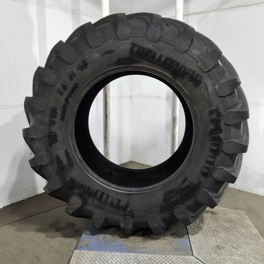 VF710/70R42 Trelleborg TM1000 Progressive Traction R-1W 182D 90%