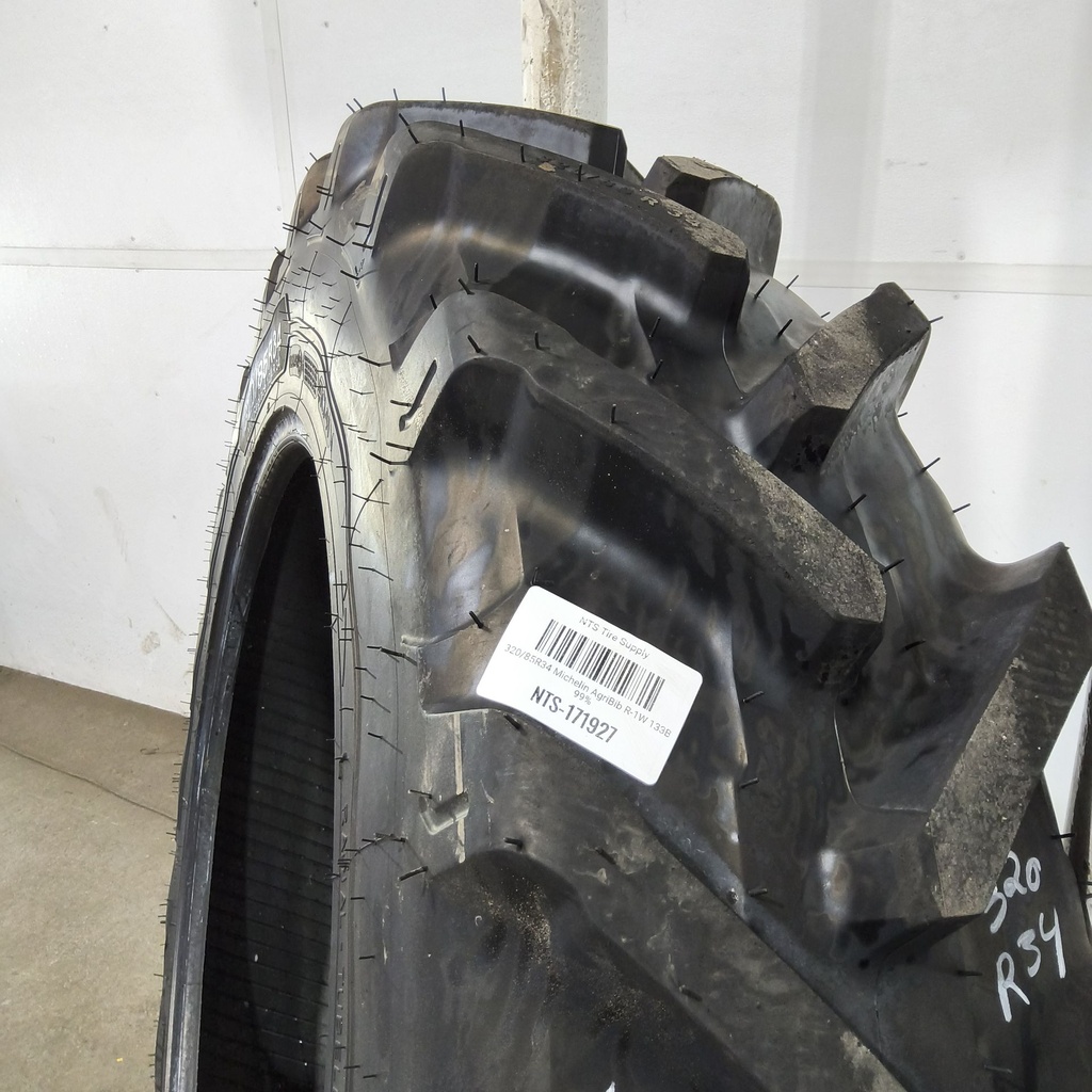 320/85R34 Michelin AgriBib R-1W 133B 99%