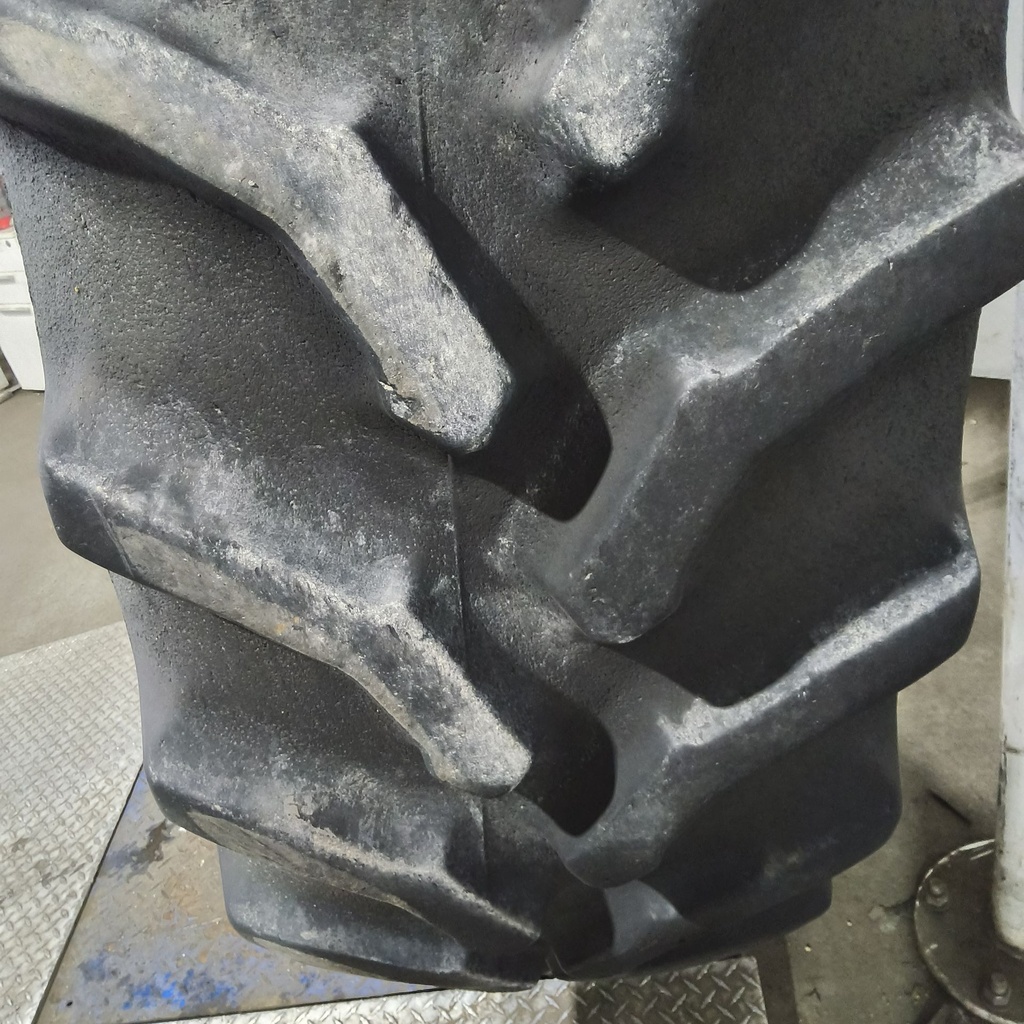520/85R42 Goodyear Farm UltraTorque Radial R-1 162A8 75%