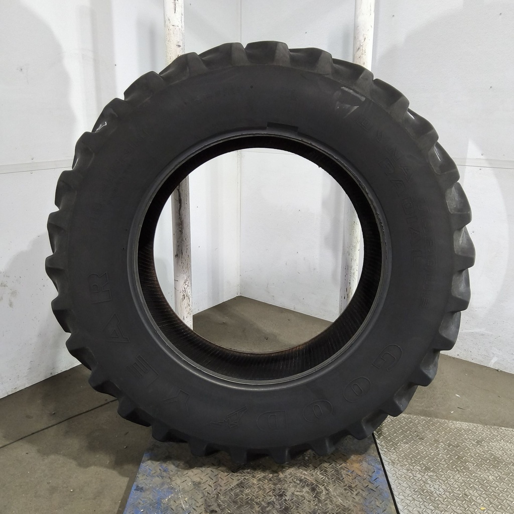 18.4R38 Goodyear Farm Dyna Torque Radial R-1 141A8 60%