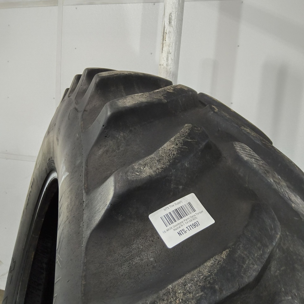 18.4R38 Goodyear Farm Dyna Torque Radial R-1 141A8 60%
