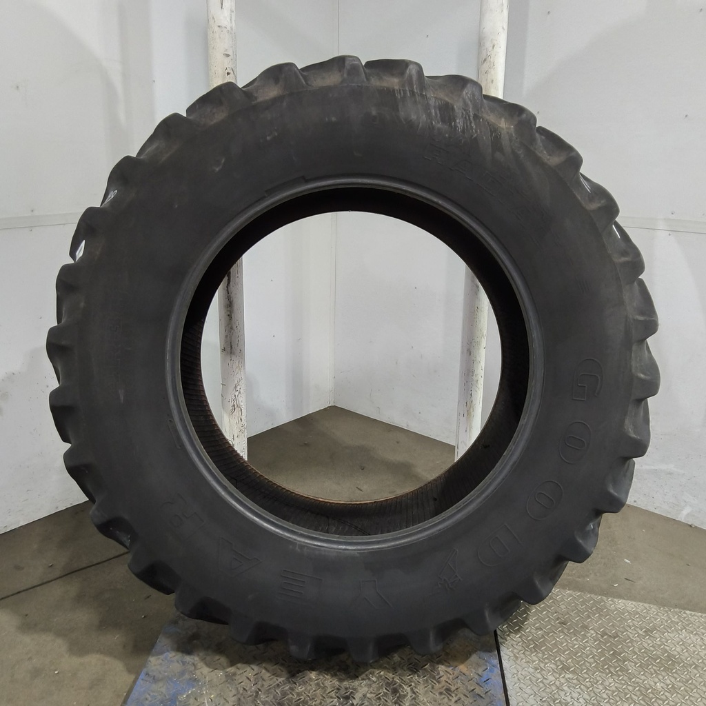 18.4R38 Goodyear Farm Dyna Torque Radial R-1 141A8 60%