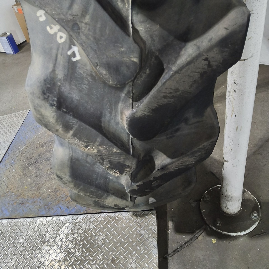 VF380/90R46 Goodyear Farm Ultra Sprayer R-1 173D 70%