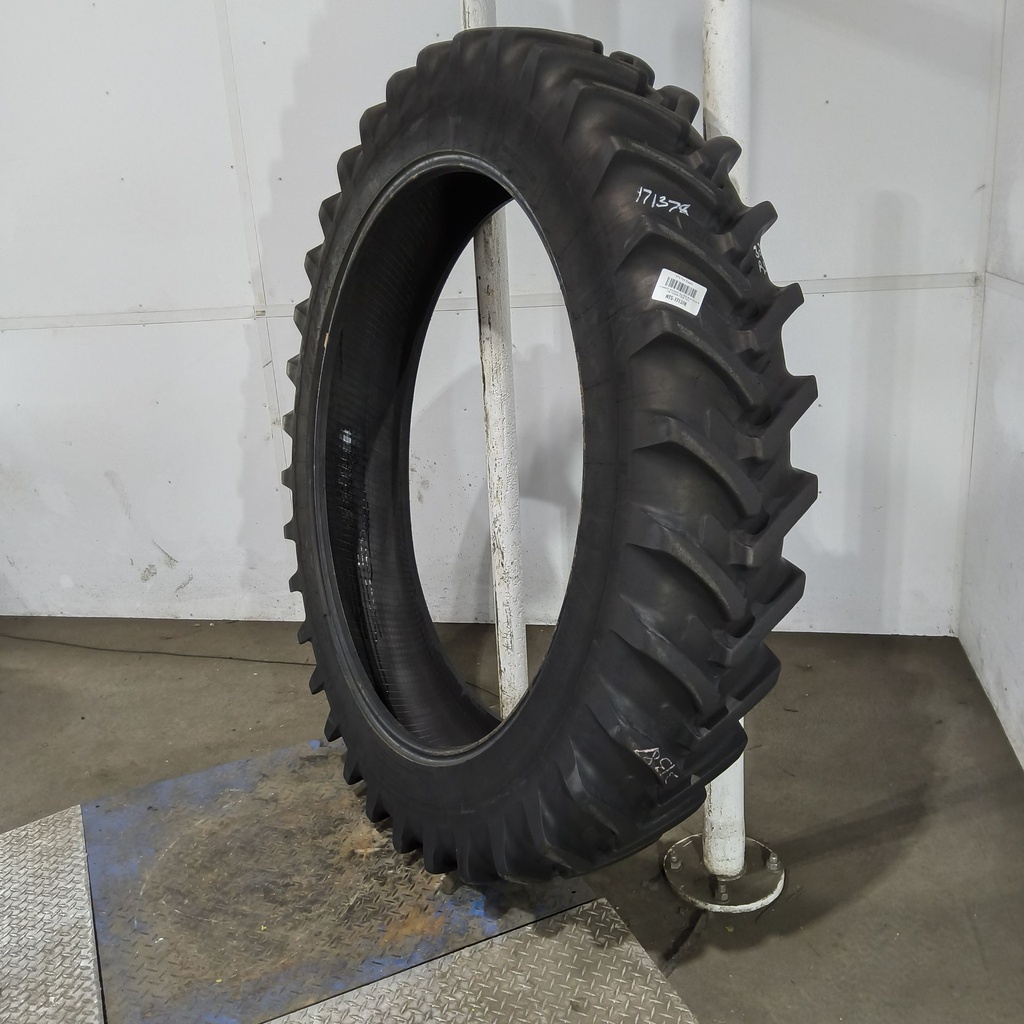 320/90R50 Michelin AgriBib Row Crop R-1W 150A8/150B 75%
