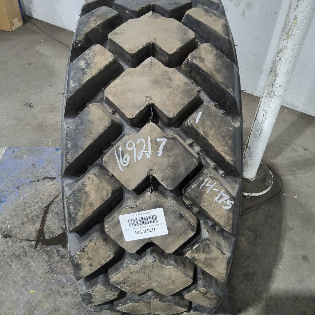 14-17.5 Galaxy Hulk L-5 G (14 Ply), 99%
