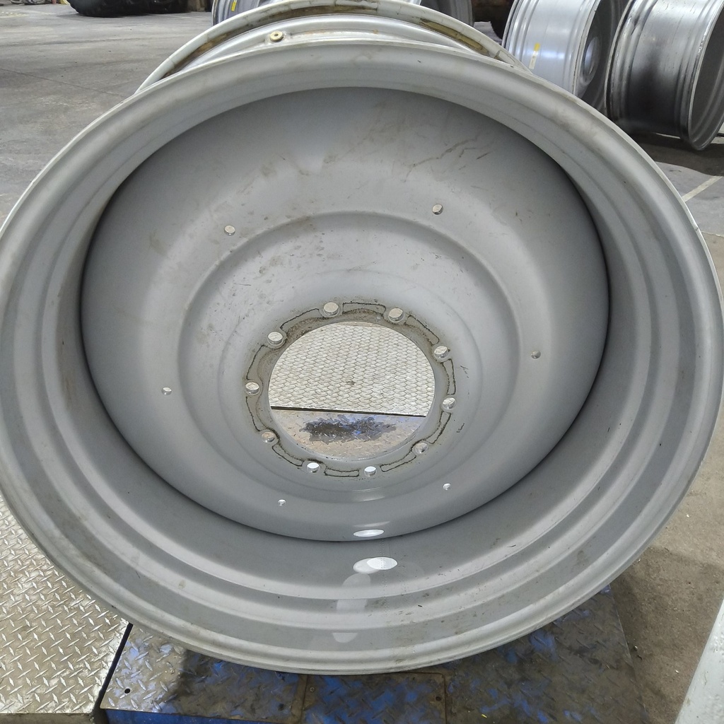 23"W x 42"D, Case IH Silver Mist 10-Hole Formed Plate , -7.88" Offset