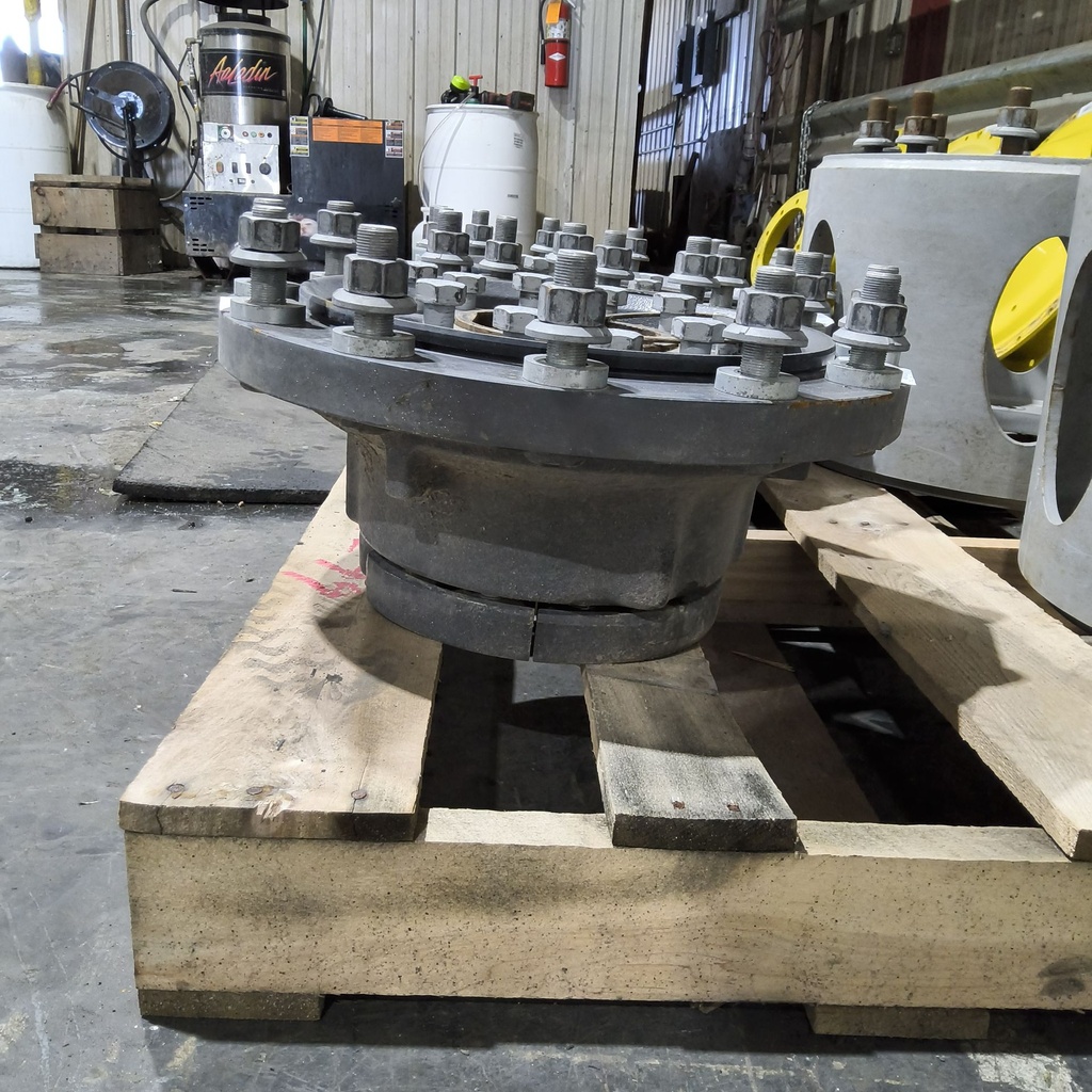 12-Hole Wedg-Lok OE Style, 5.62" (142.88mm) axle, Agco Corp Gray