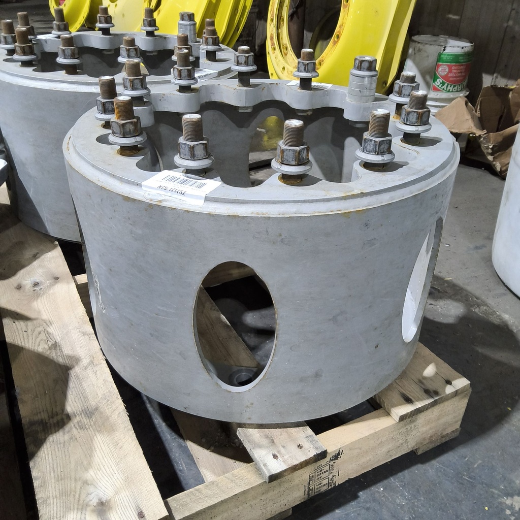 12-Hole 13.5"L FWD Spacer, Agco Corp Gray