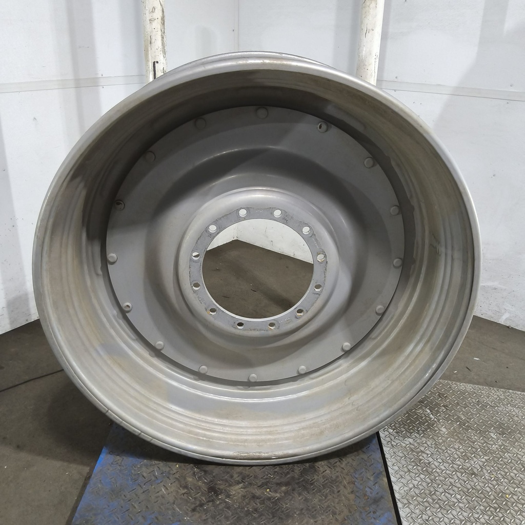 15"W x 50"D, Agco Corp Gray 16-Hole Stub Disc , 3.62" Offset