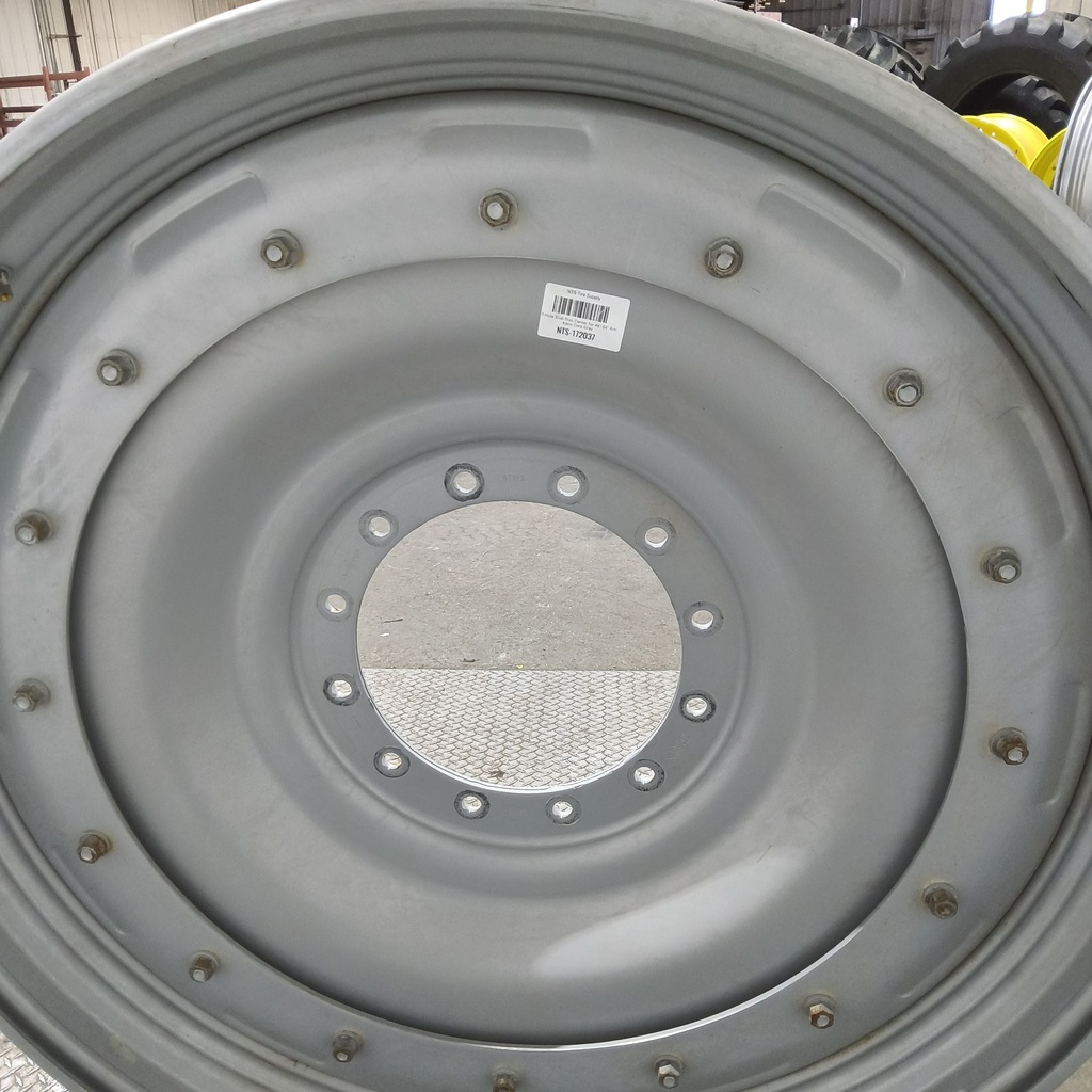 12-Hole Stub Disc Center for 46"-54" Rim, Agco Corp Gray