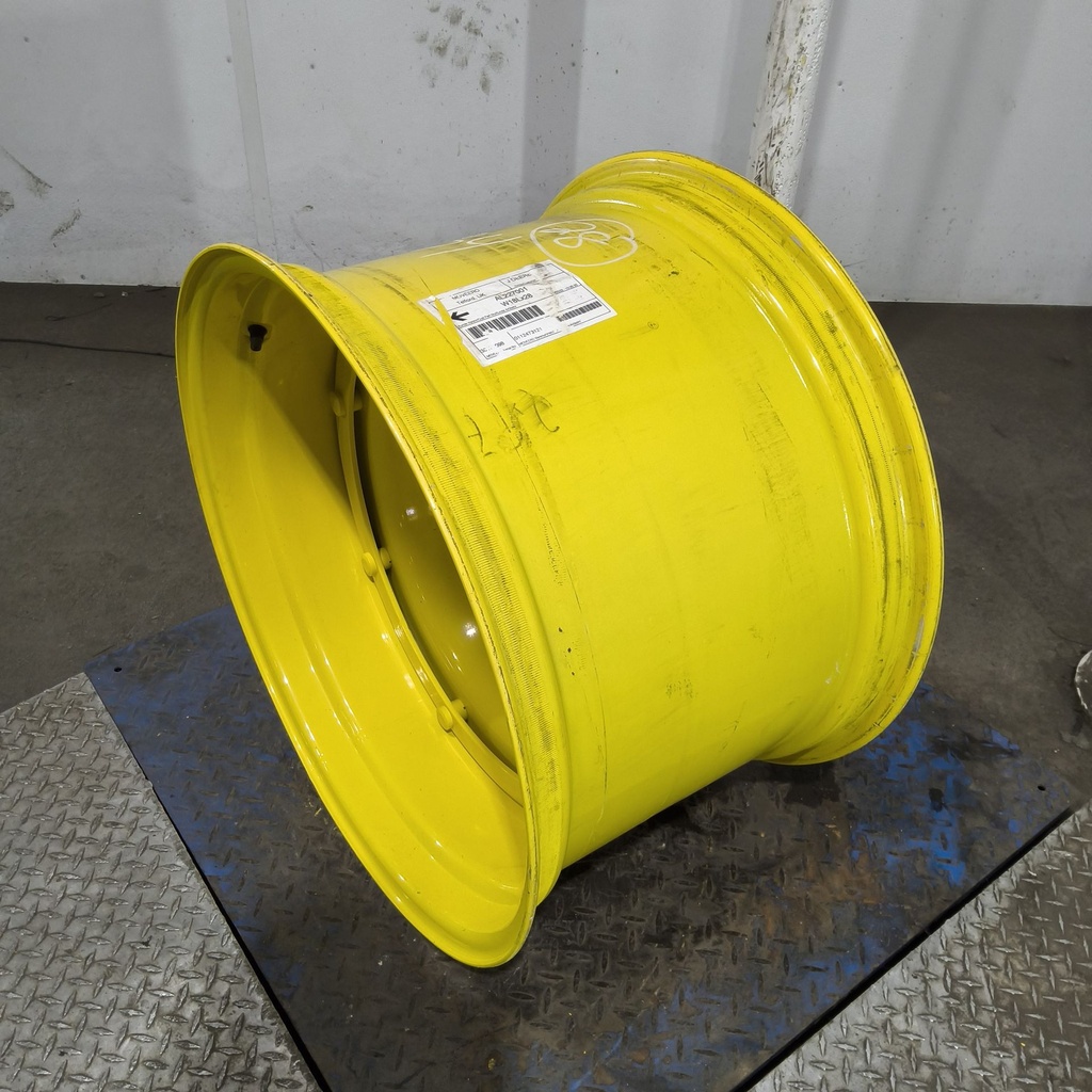 18"W x 28"D, John Deere Yellow 8-Hole Stub Disc , 2.56" Offset