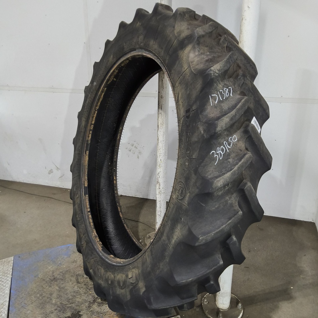 380/90R50 Goodyear Farm DT800 Optitrac R-1W 151A8 75%
