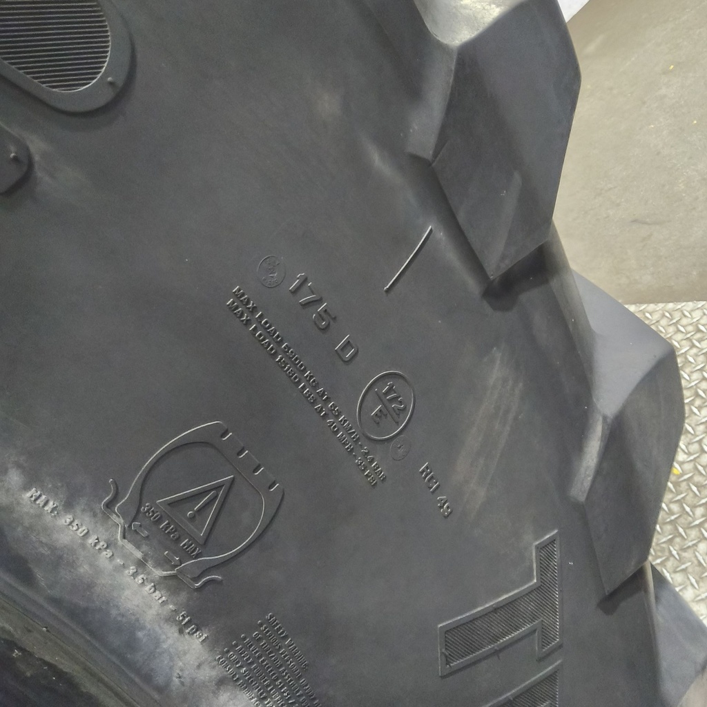 710/75R42 Trelleborg TM900 High Power R-1W 175D 80%