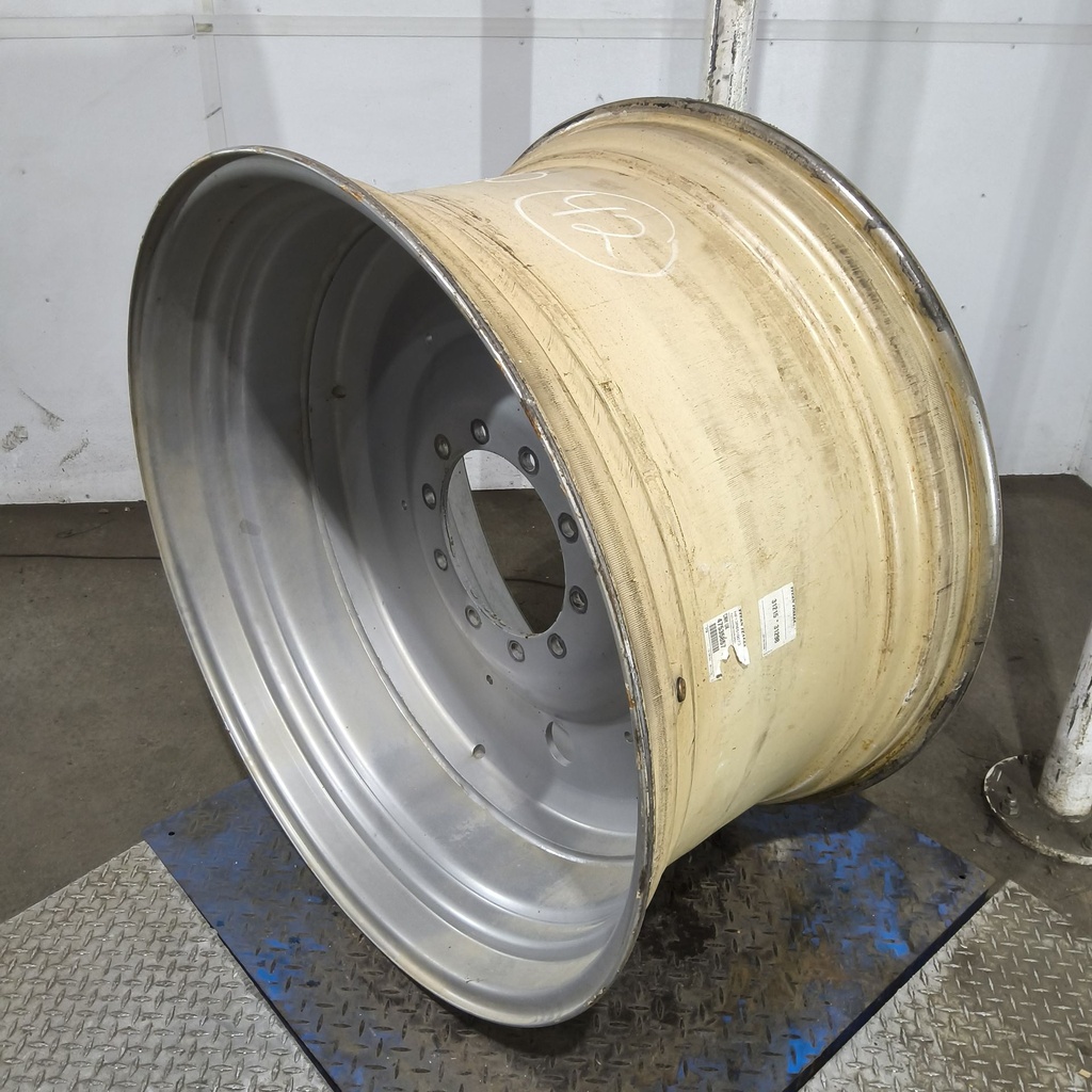 23"W x 42"D, Case IH Silver Mist 10-Hole Formed Plate , 0.38" Offset