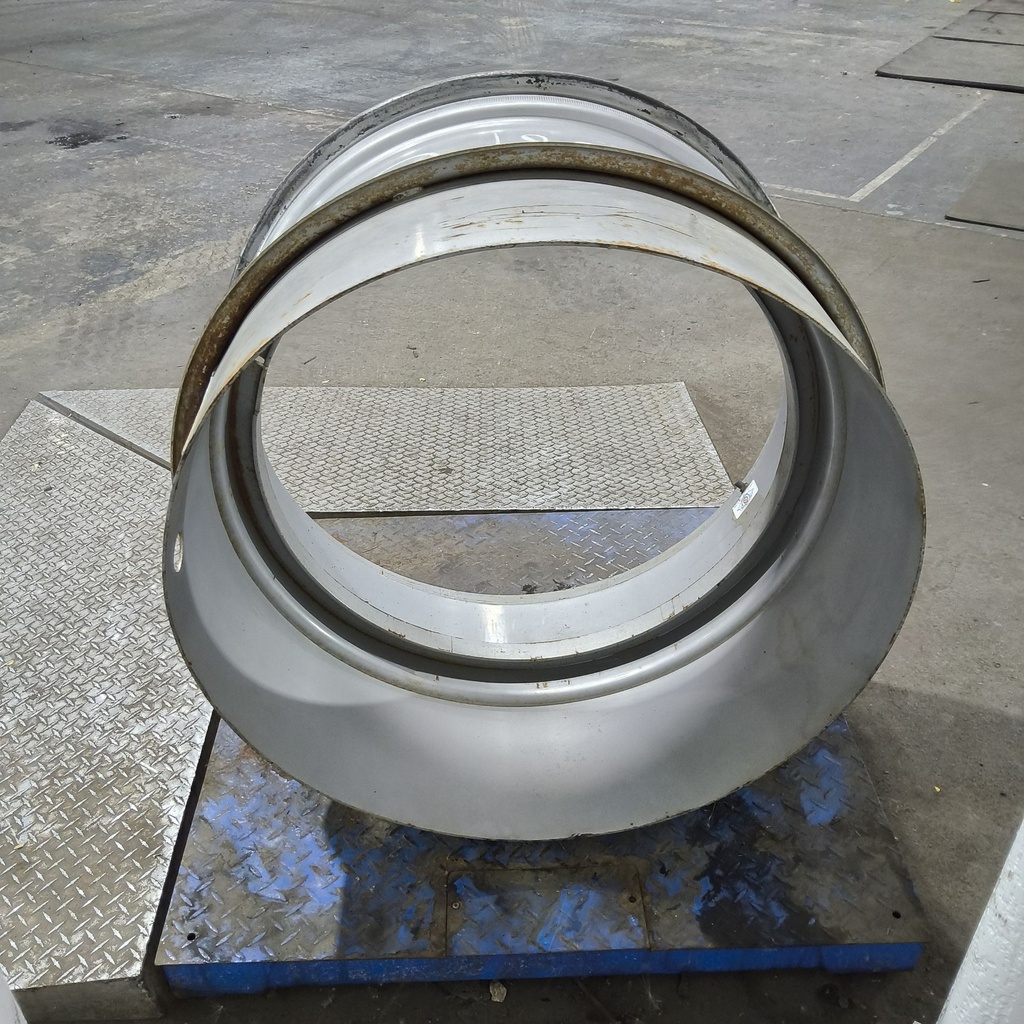 13"W x 34"D, Case IH Silver Mist Band Dual "T" Rail