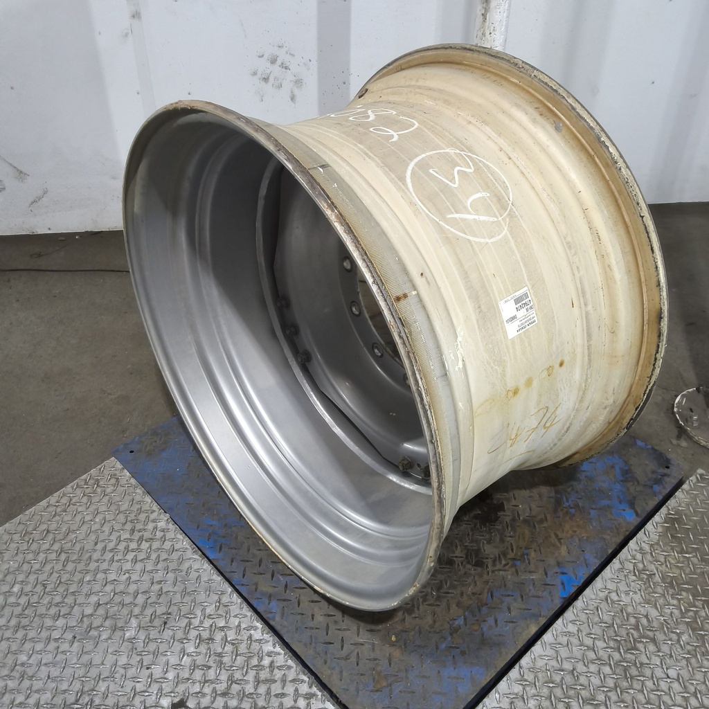 20"W x 34"D, Case IH Silver Mist 12-Hole Waffle Wheel (Groups of 3 bolts)