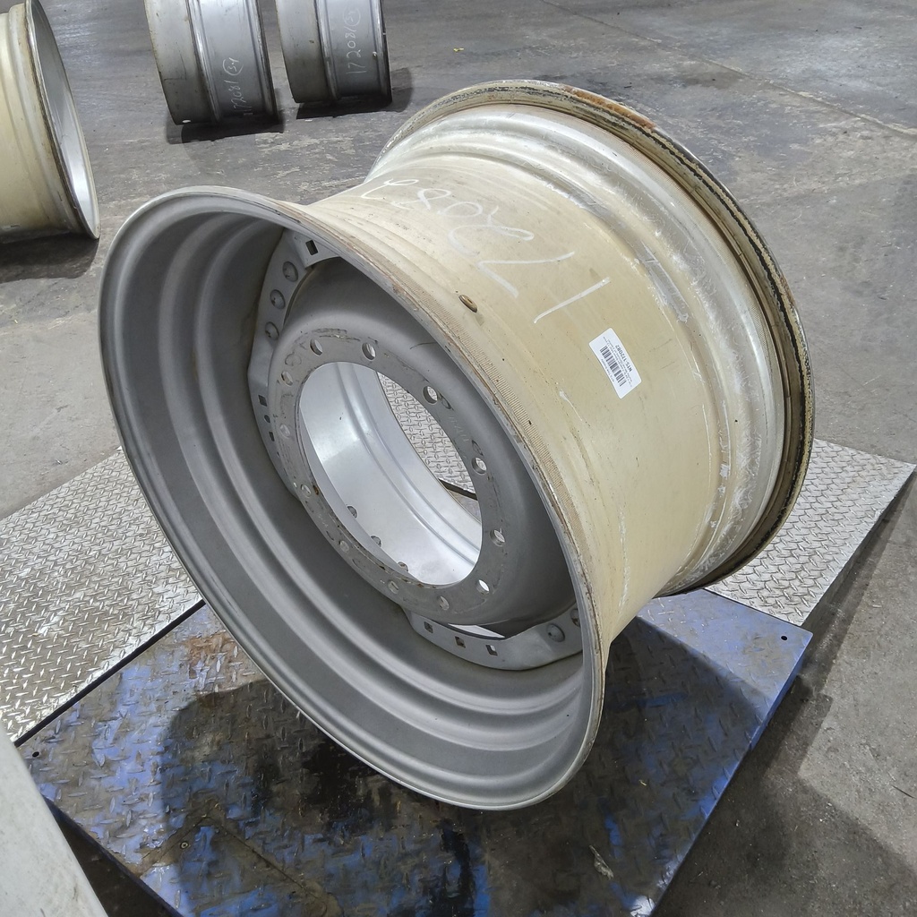 20"W x 34"D, Case IH Silver Mist 12-Hole Waffle Wheel (Groups of 3 bolts)