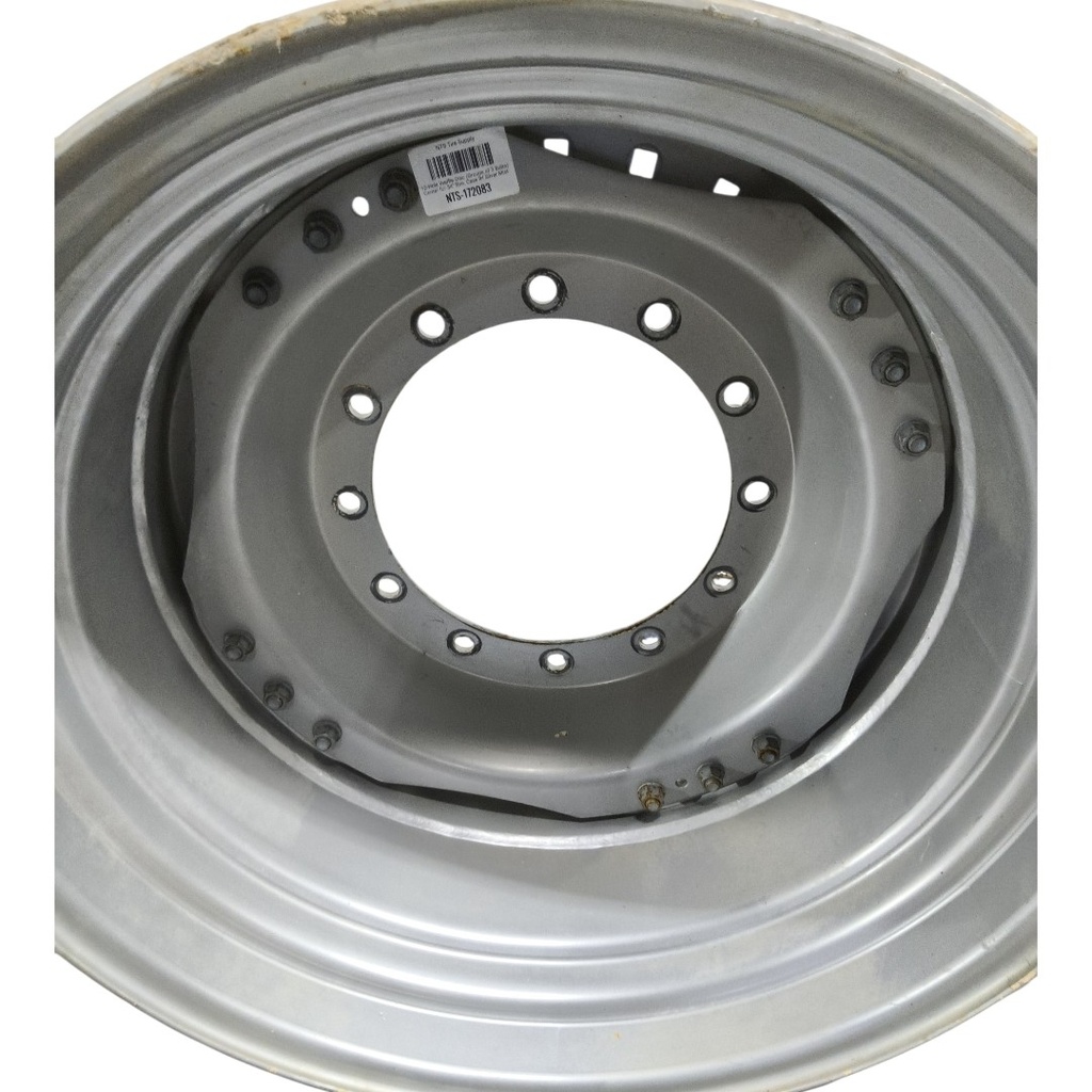 12-Hole Waffle Disc (Groups of 3 Bolts) Center for 34" Rim, Case IH Silver Mist