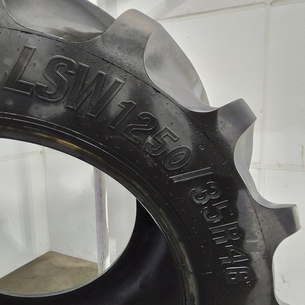 LSW1250/35R46 Goodyear Farm Custom Flo Grip R-2 202B 85%