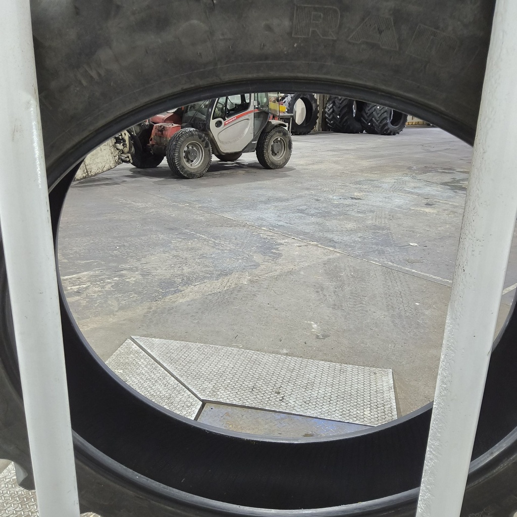 380/90R54 Firestone Radial 9000 R-1W 152A8/152B 70%