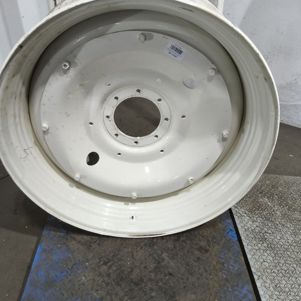 8-Hole Stub Disc Center for 38"-54" Rim, Ford / New Holland White