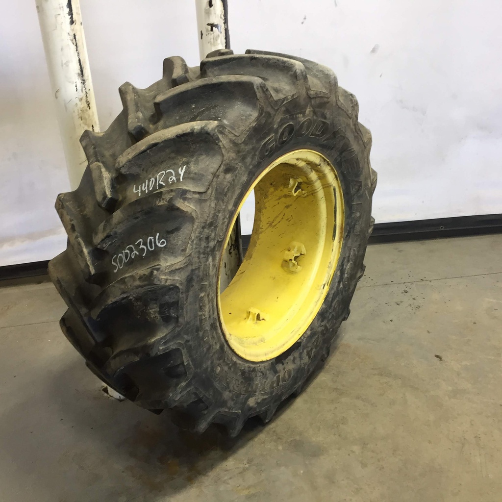 440/65R24 Goodyear Farm DT818 Optitrac R-1W on John Deere Yellow 6-Hole Rim with Clamp/Loop Style 75%