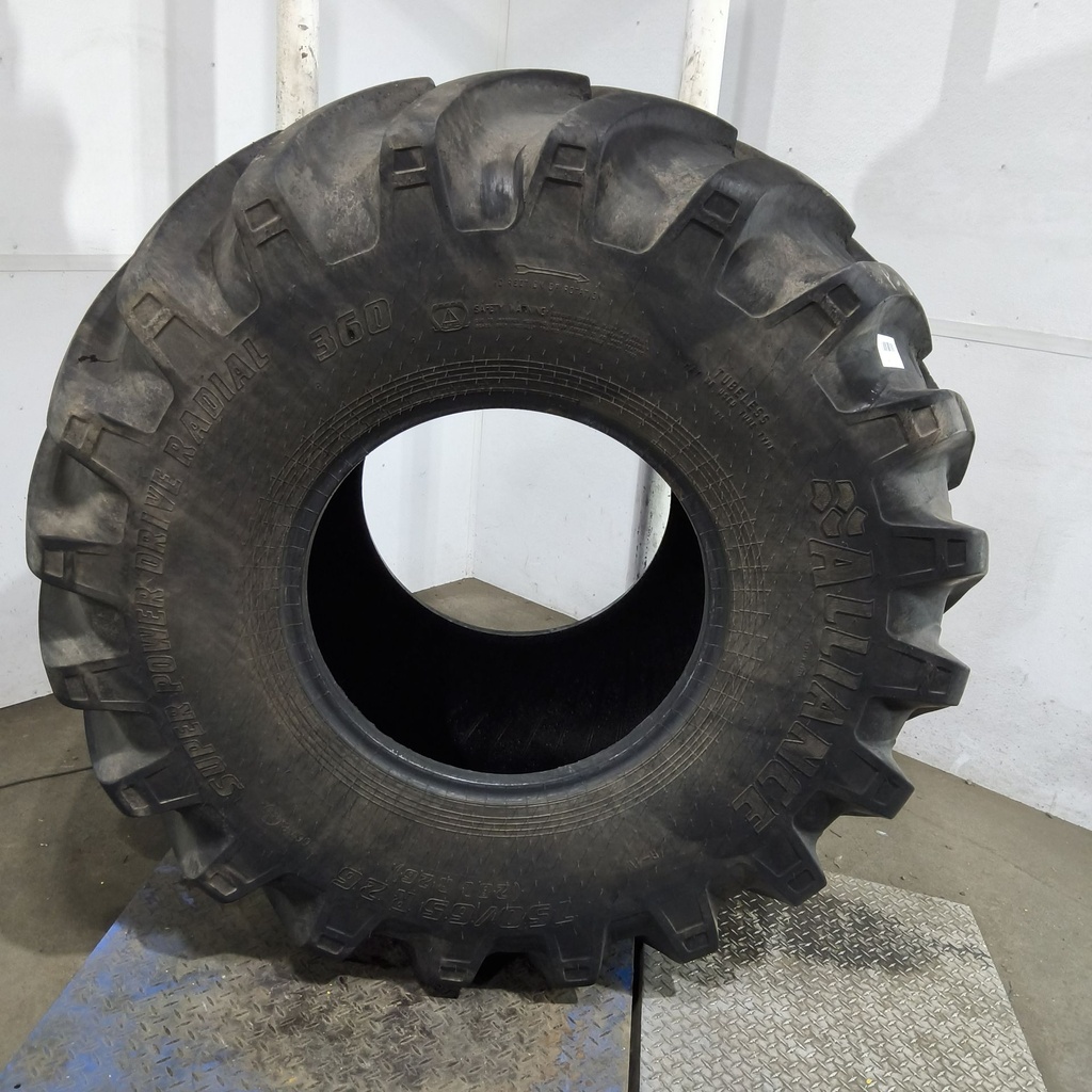 750/65R26 Alliance 360 Super Power Drive R-1 166A8 80%