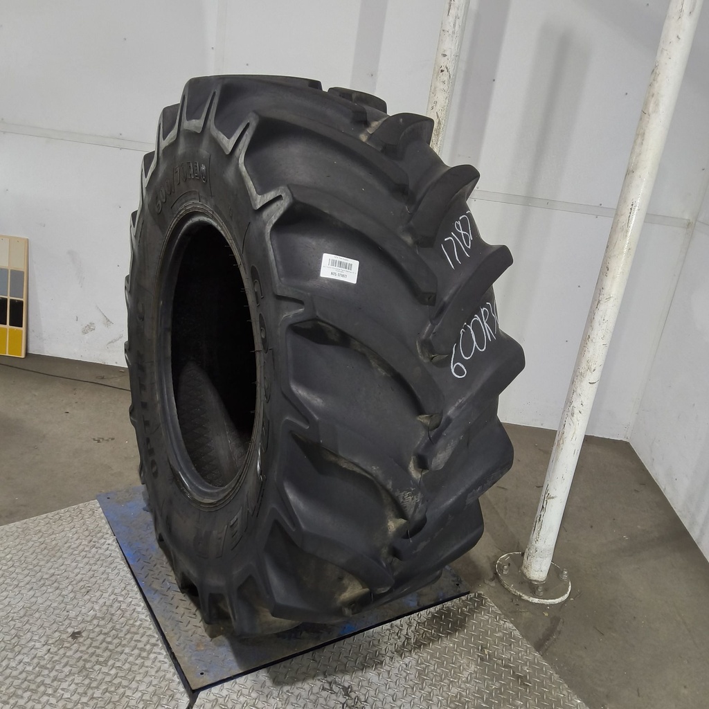 600/70R30 Goodyear Farm Optitrac R-1W 152D 50%