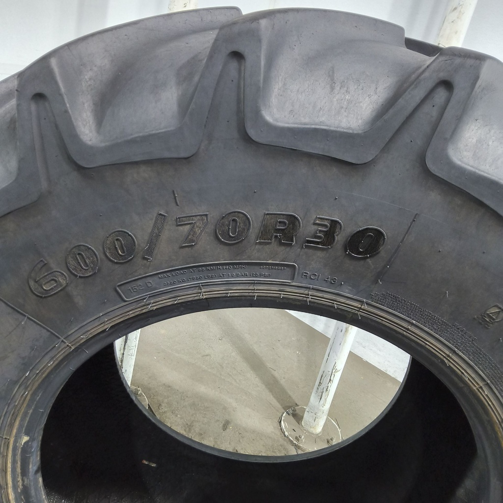 600/70R30 Goodyear Farm Optitrac R-1W 152D 50%