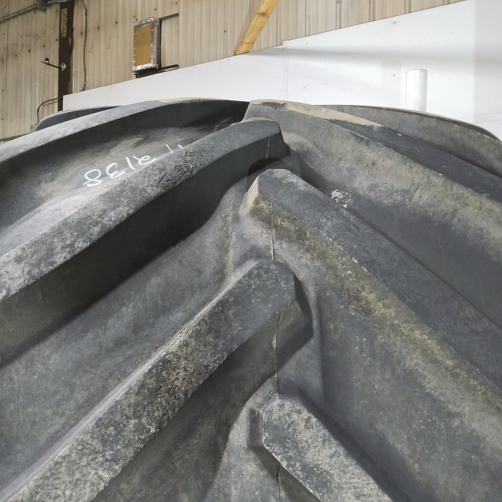 LSW1250/35R46 Goodyear Farm Custom Flo Grip R-2 195B 80%