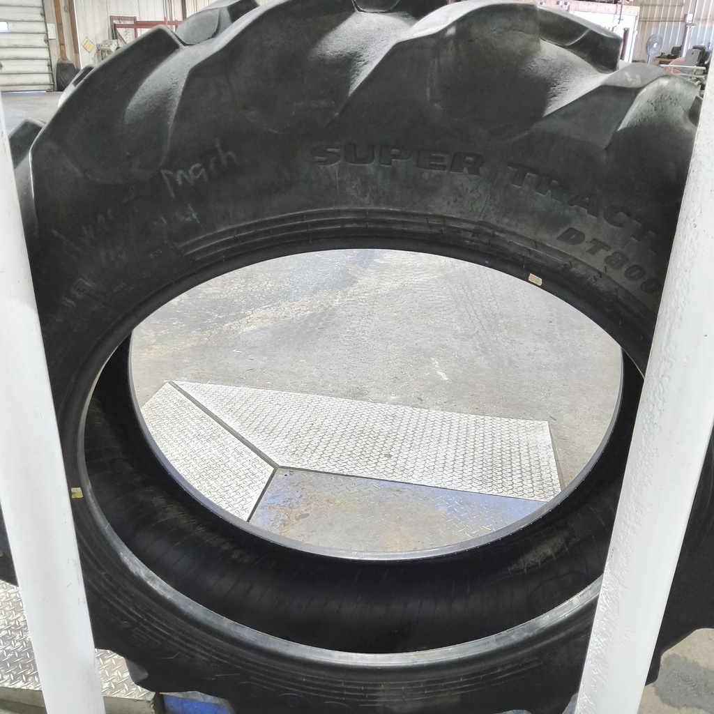 380/80R38 Goodyear Farm DT800 Super Traction R-1W 142A8 60%