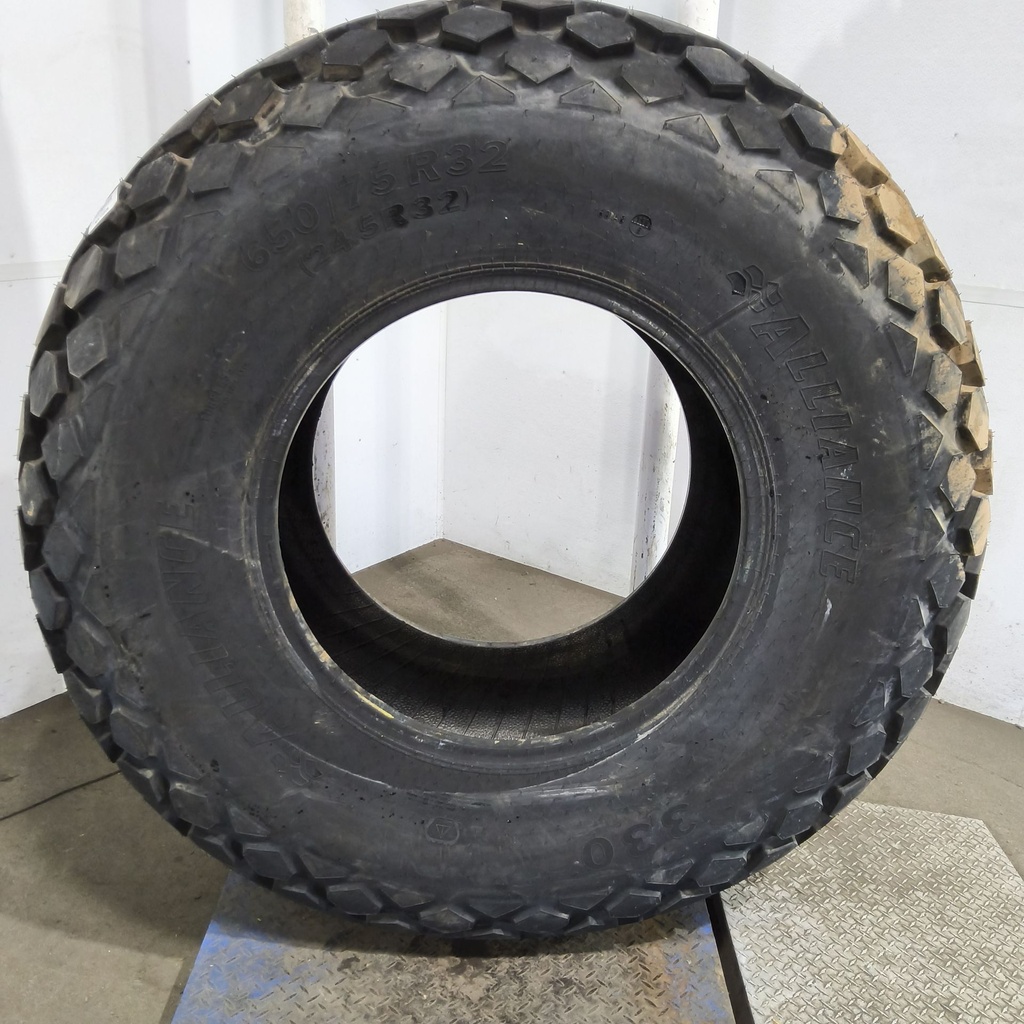 650/75R32 Alliance 330 Multi Purpose R-3 160A8 99%