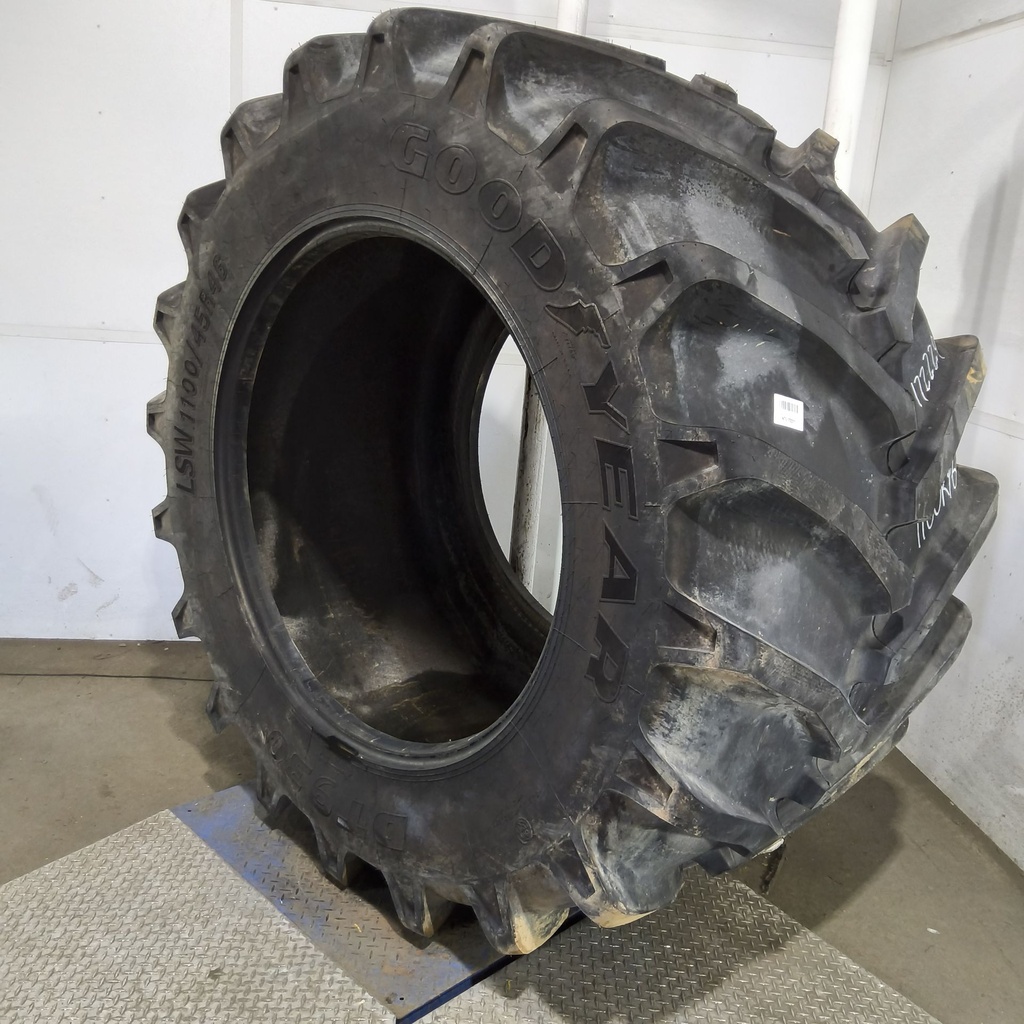 LSW1100/45R46 Goodyear Farm DT930 R-1W 181D 99%