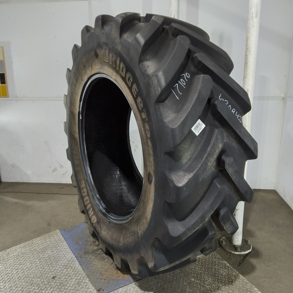 620/70R42 Bridgestone VX-TRACTOR R-1W 166D/163E 95%
