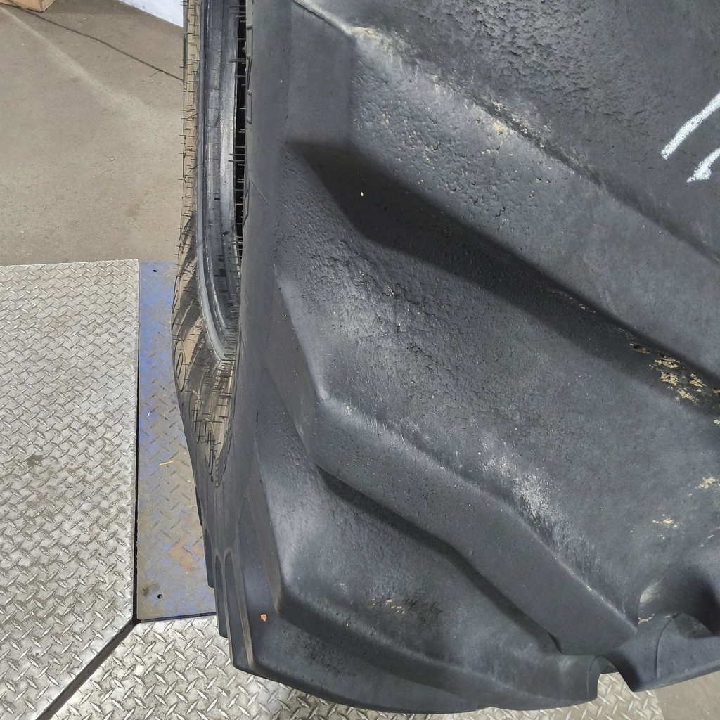 800/65R32 Goodyear Farm Dyna Torque Radial R-1 172A8 80%