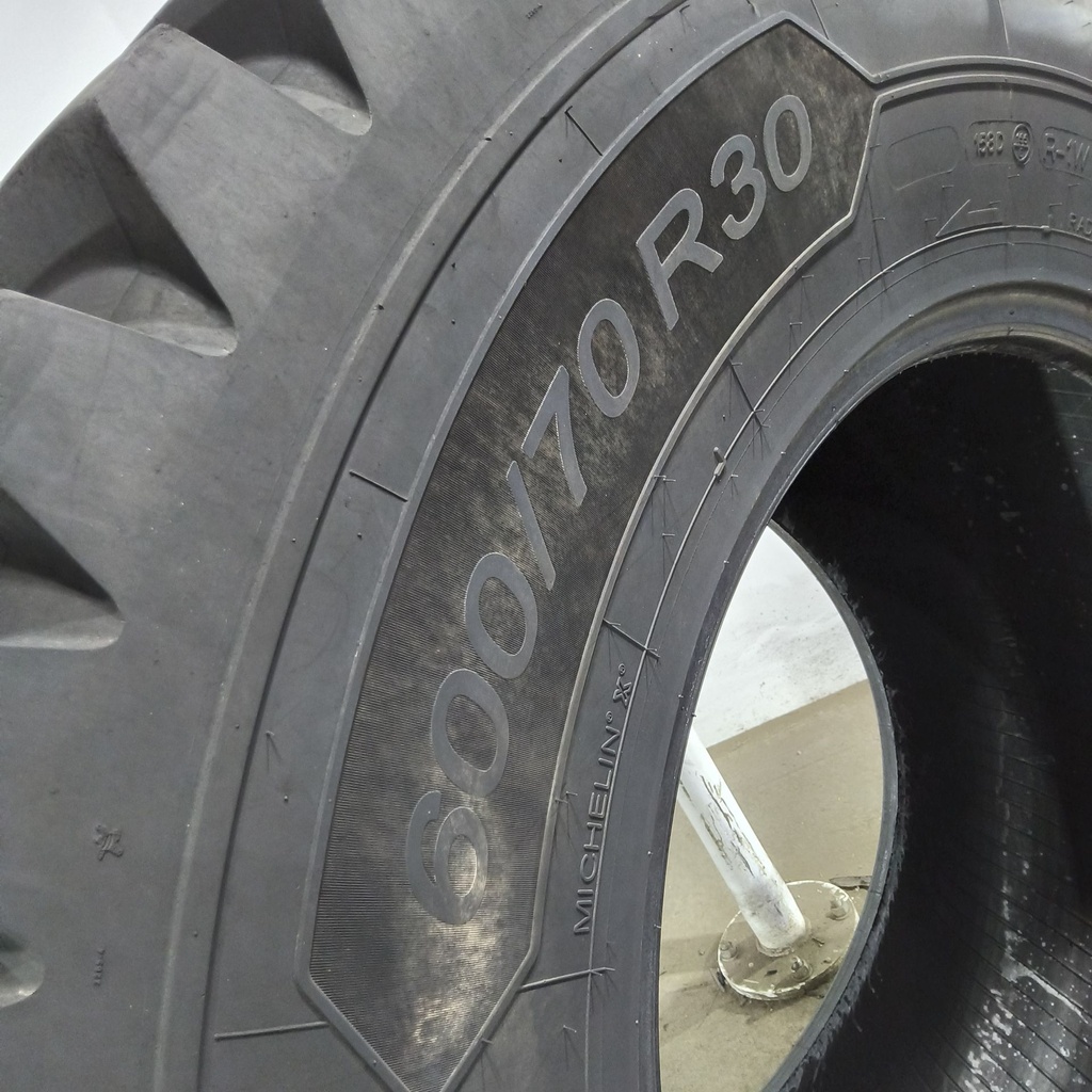 600/70R30 Michelin Roadbib R-14 158D 55%
